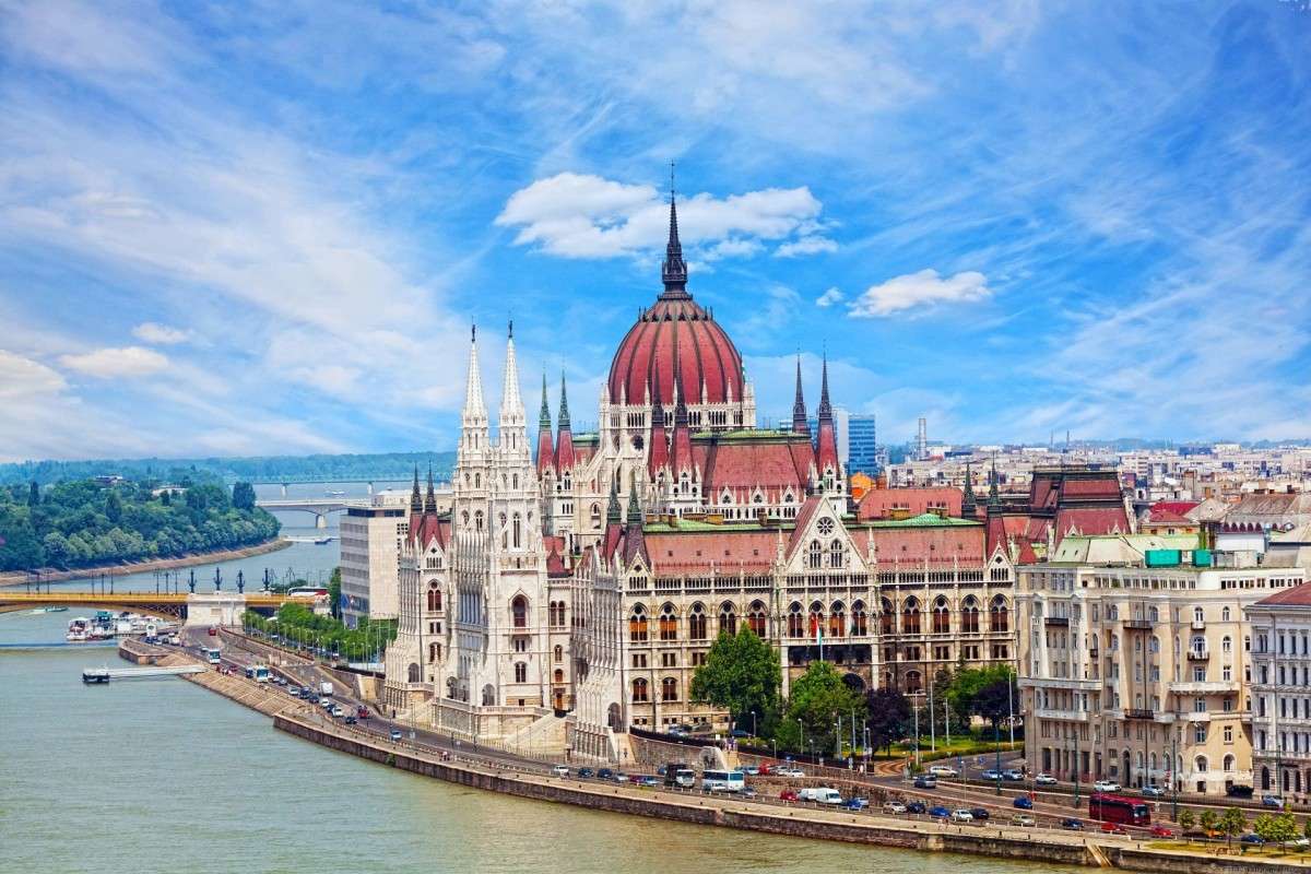 Byggnader i Budapest pussel på nätet