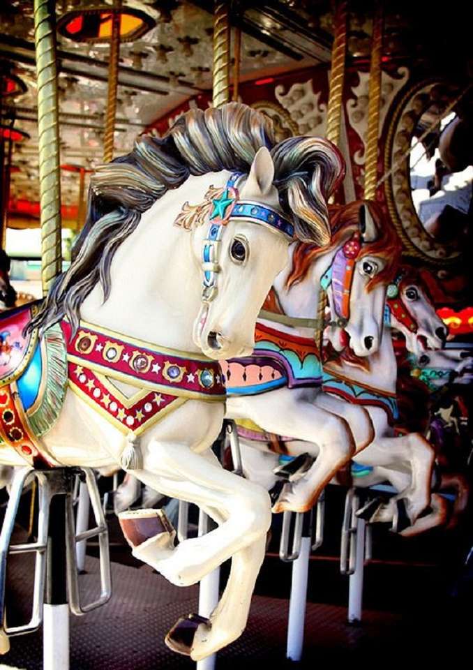 carousel horses online puzzle