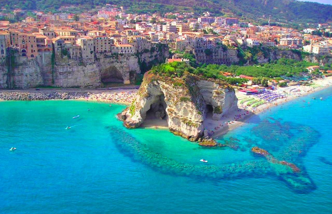 Tropea Capo Vaticano The turquoise pearls of Calabria, be jigsaw puzzle online