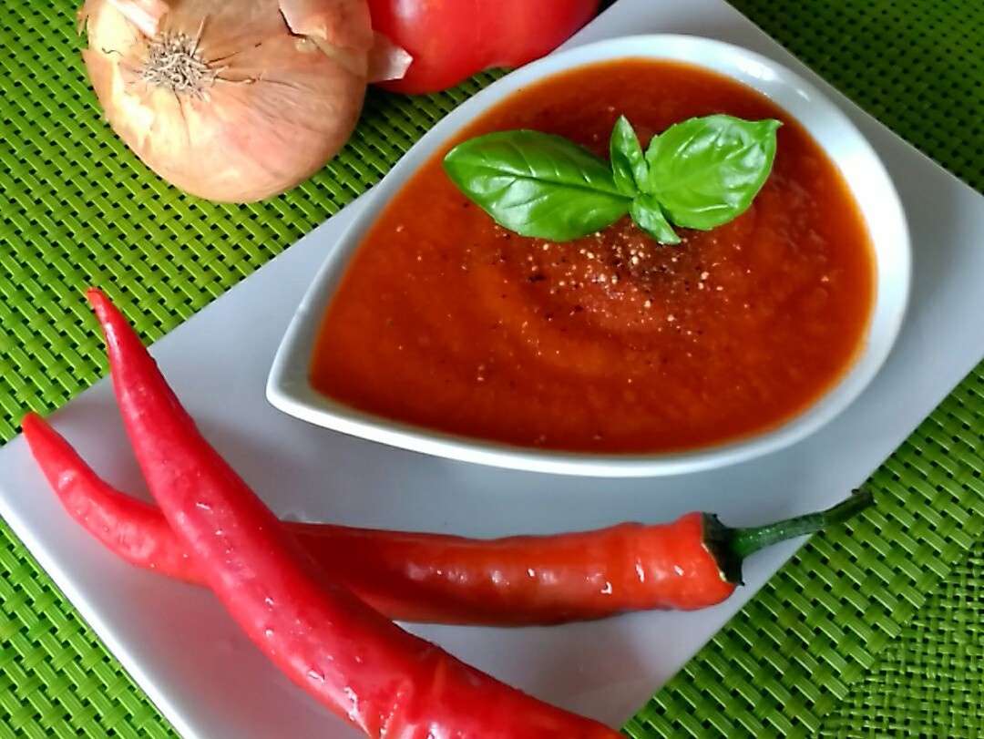 Salsa de tomate casera rompecabezas en línea