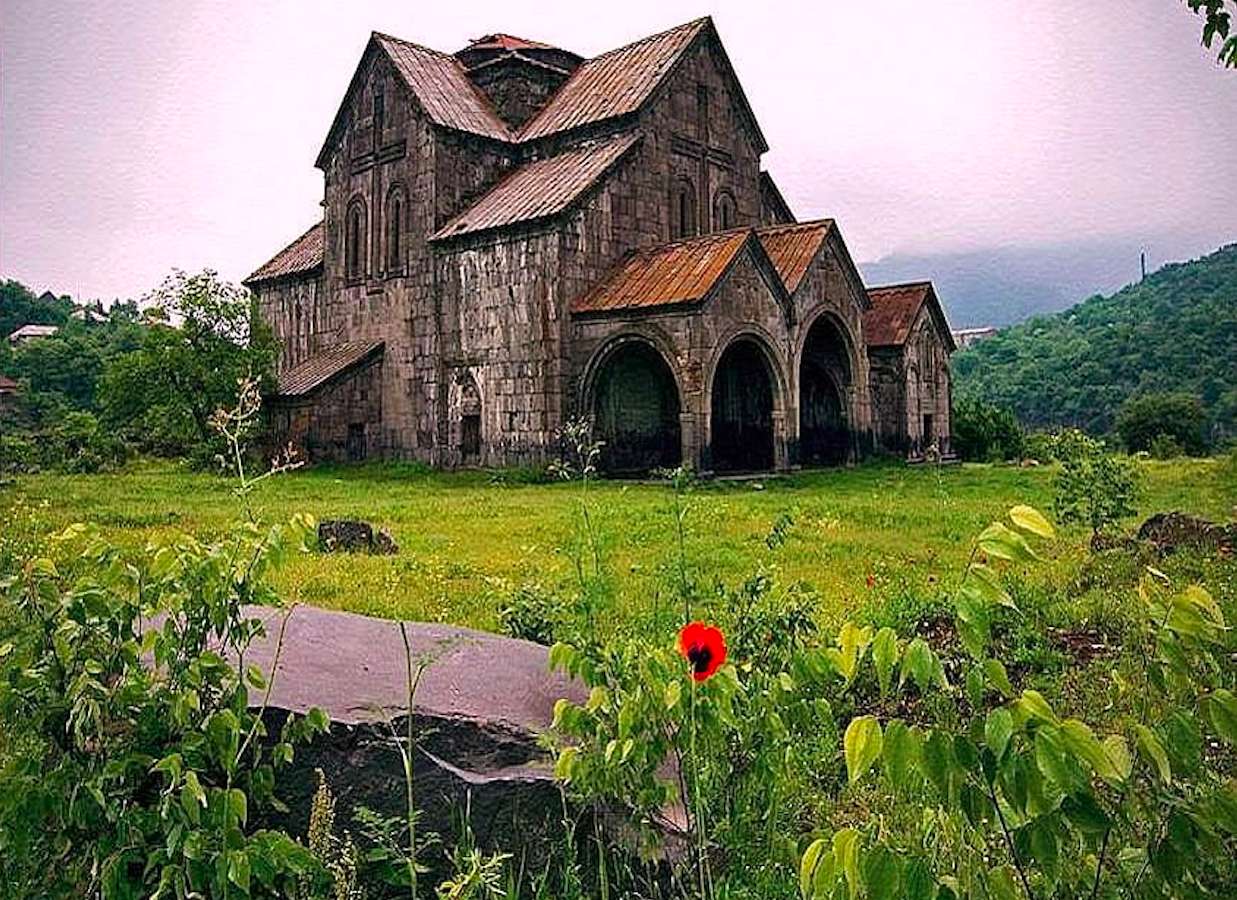 Armenië-zeer oude Surp Astvatsatsin-kerk online puzzel