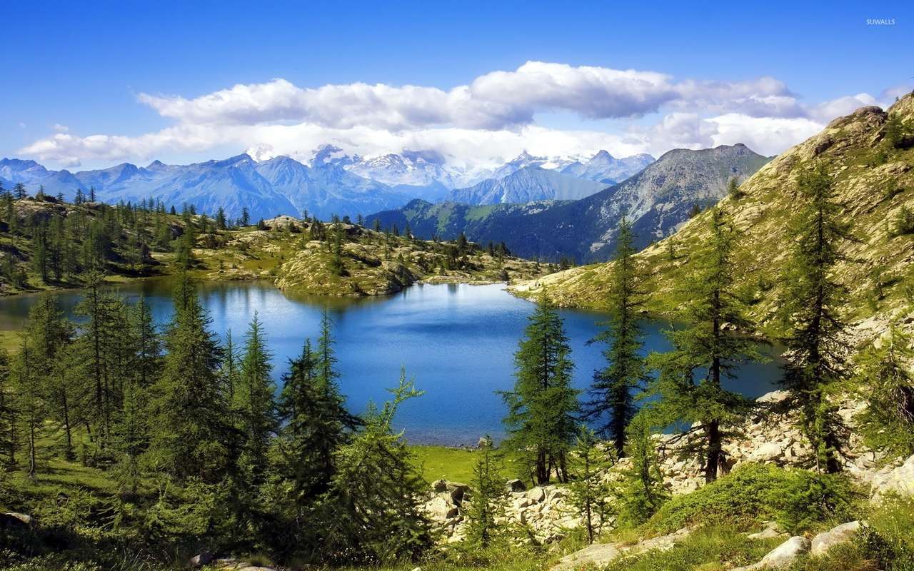 zeiță superbă a munților și a lacului puzzle online