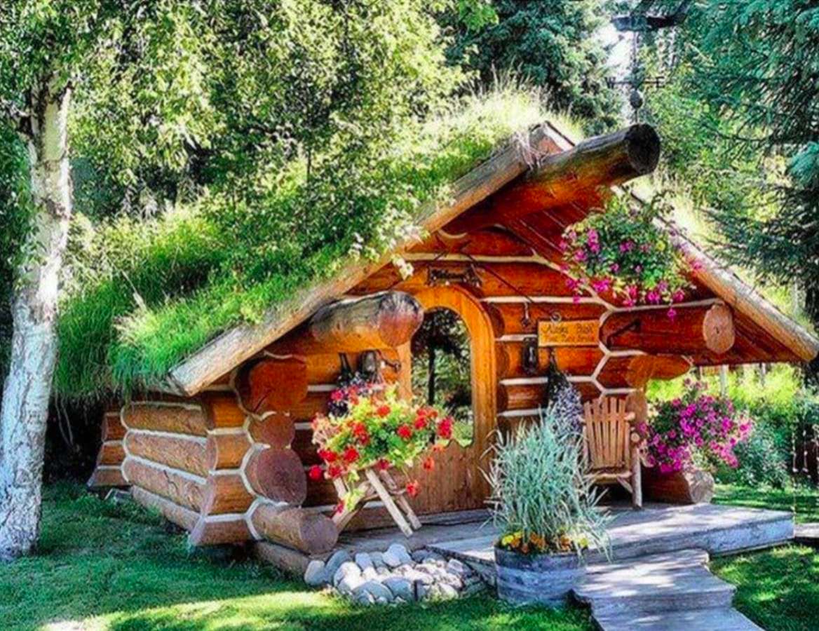 Ένα σπίτι από νάνους ή ανθρώπους του δάσους, ένα θαύμα :) παζλ online