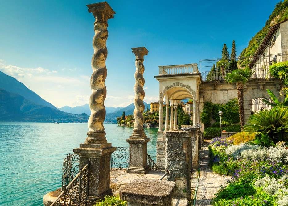 Lacul Como-Varenna puzzle online