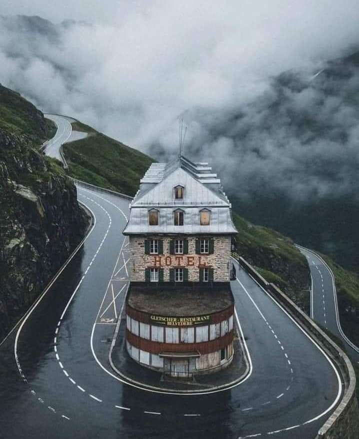 Готель Belvedere, Швейцарія? онлайн пазл