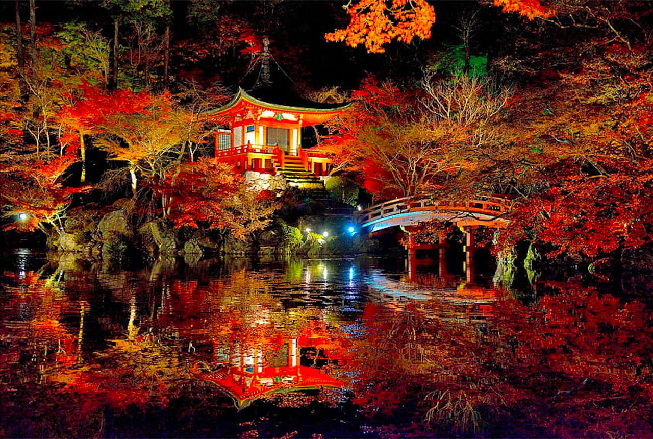 Höstnatt i en vacker japansk trädgård pussel på nätet