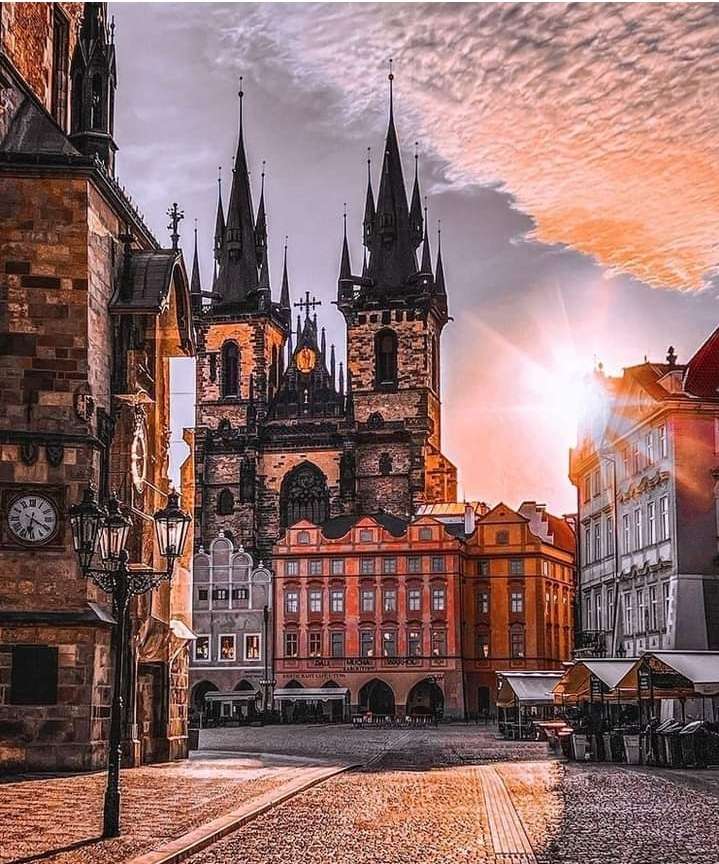 PRAG, TJECKIEN pussel på nätet