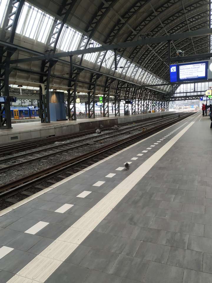 オランダ駅 ジグソーパズルオンライン