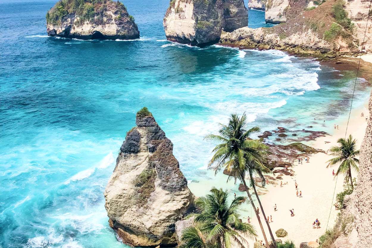 Kusten av ön Bali pussel på nätet