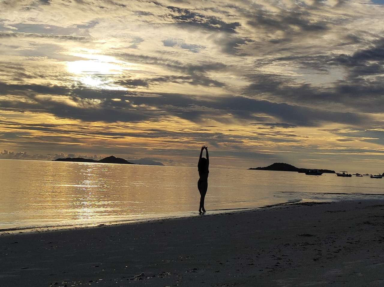 Yoga op het strand online puzzel