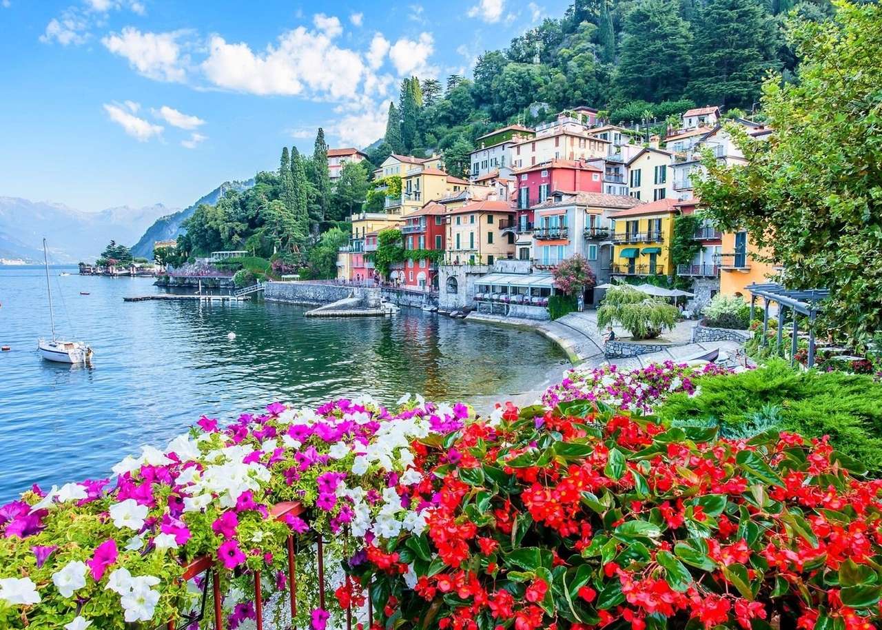 Lago di Como e la città di Como puzzle online