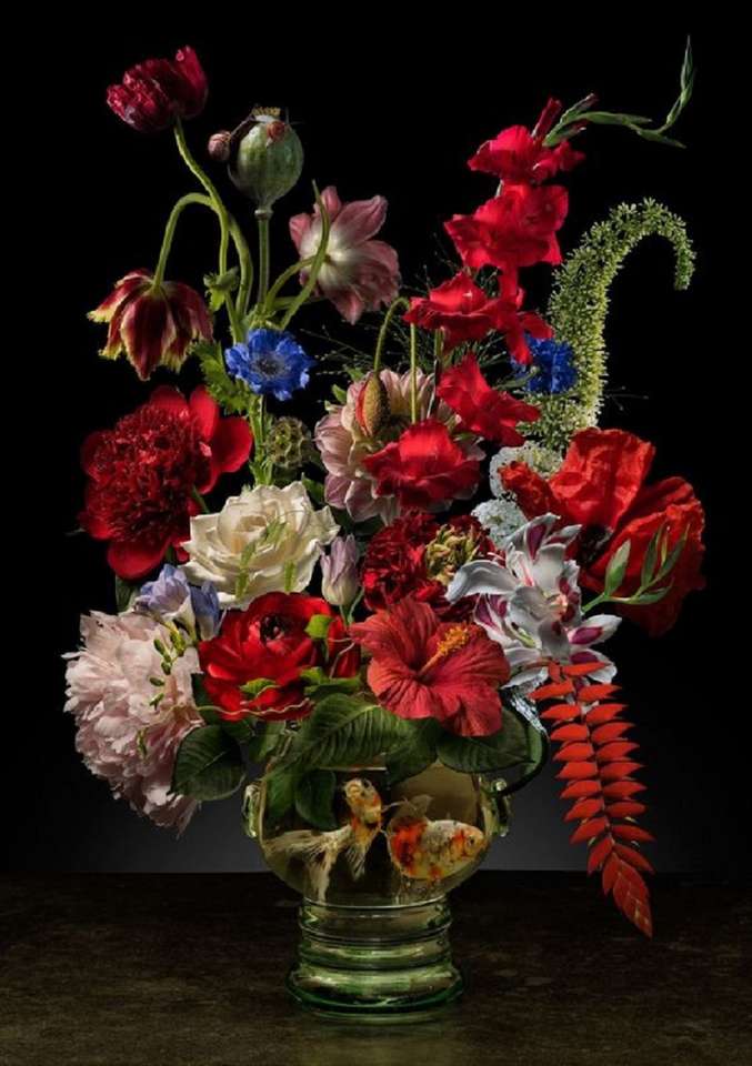 Un vase avec des fleurs et des poissons puzzle en ligne