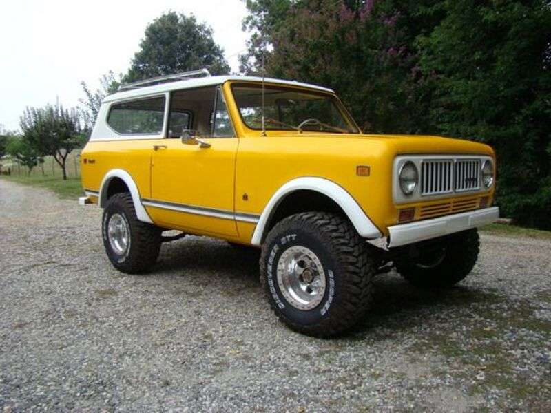 Auto International Scout Year 1973 Pussel online