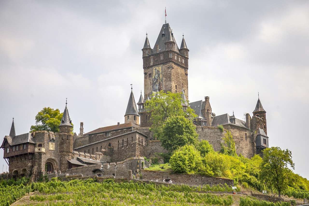 Germany-Castle Cochem è un'antica fortezza imperiale puzzle online