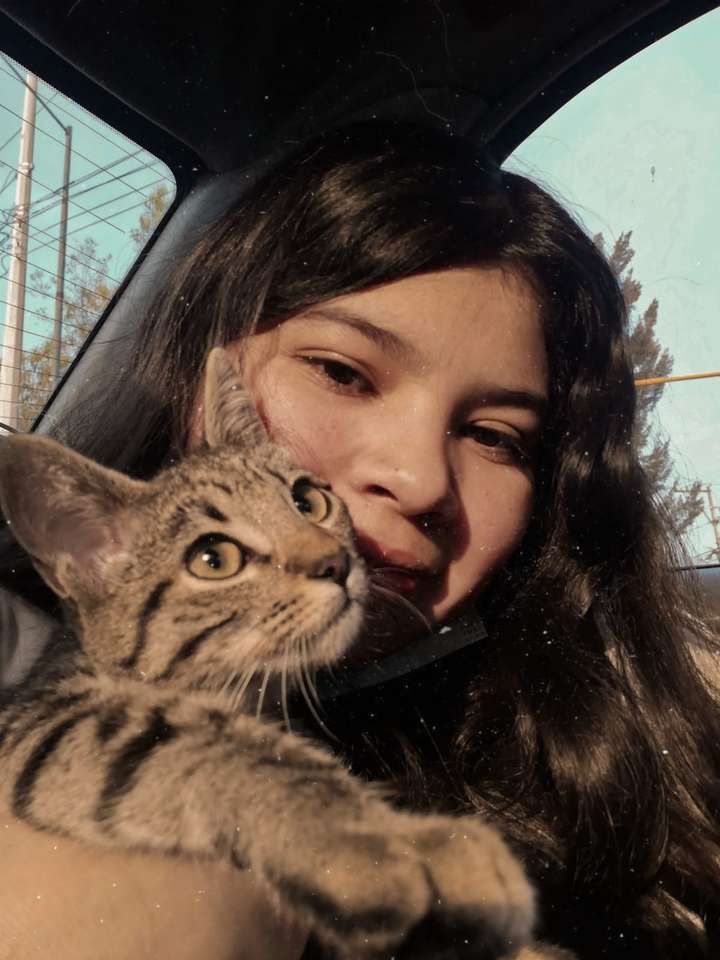 photo with my cat because I love him very much and I was the second online puzzle