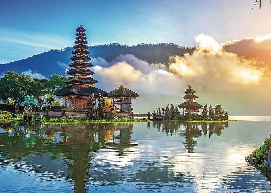 Храм на острове Бали онлайн-пазл