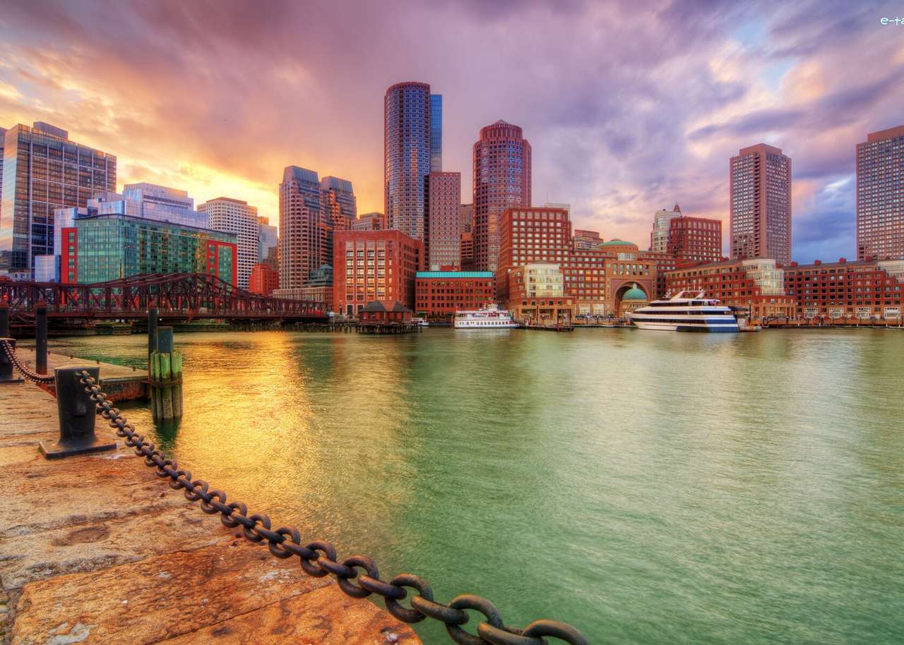 Boston, Massachusetts pussel på nätet