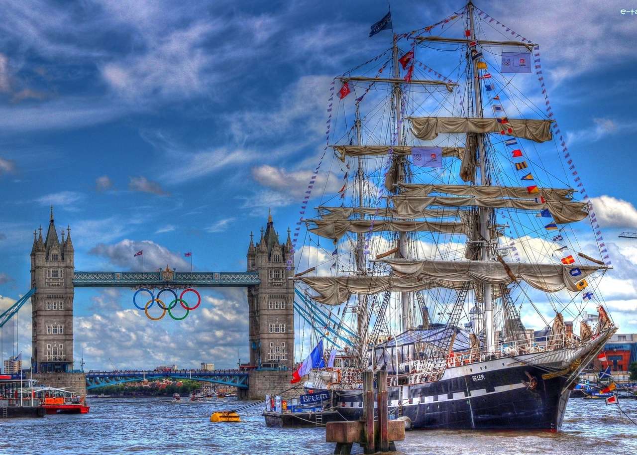 Ponte com um rio em Londres puzzle online