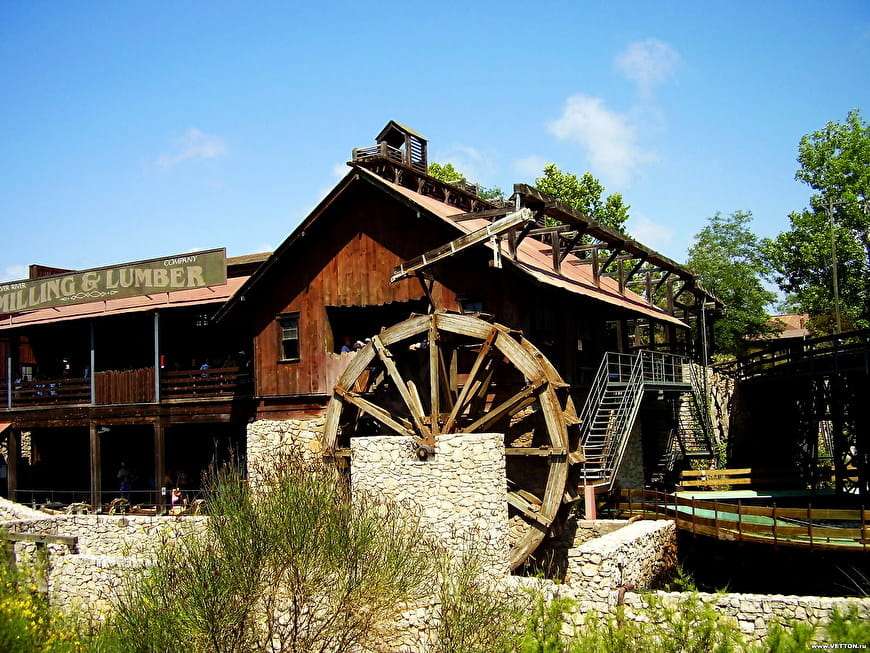 Old wooden mill jigsaw puzzle online