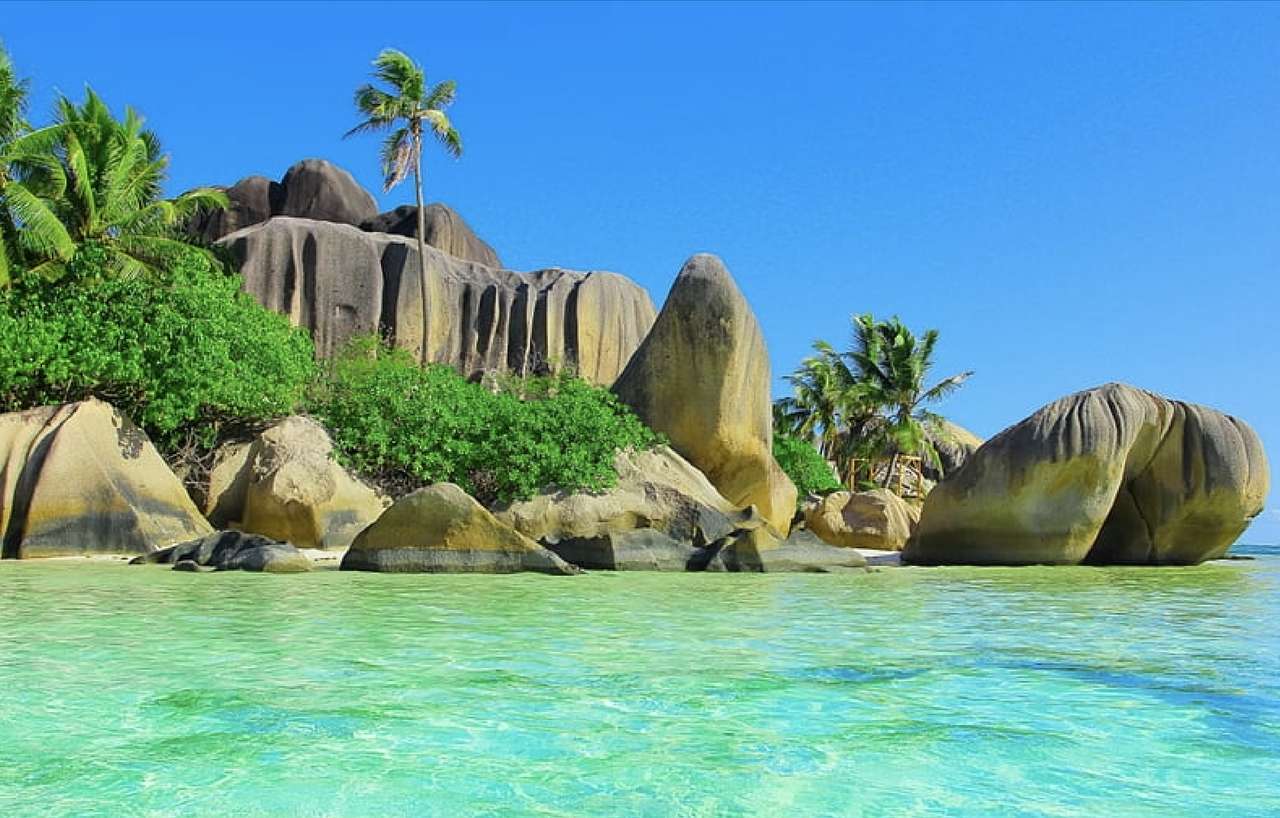 Seychelle-szigetek - varázslatos hely, csodálatos kilátás online puzzle
