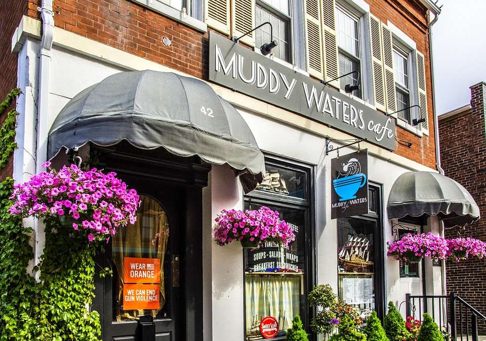 Den berömda restaurangen Muddy Waters Cafe pussel på nätet