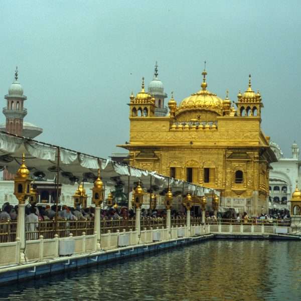 Zlatý chrám v Amritsaru skládačky online