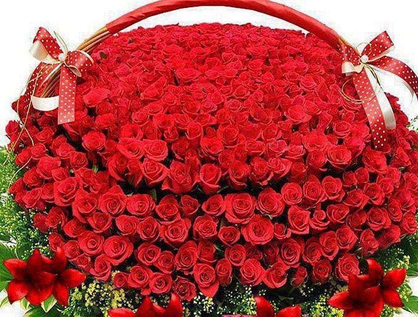 En stor korg med rosor för en speciell person :) pussel på nätet