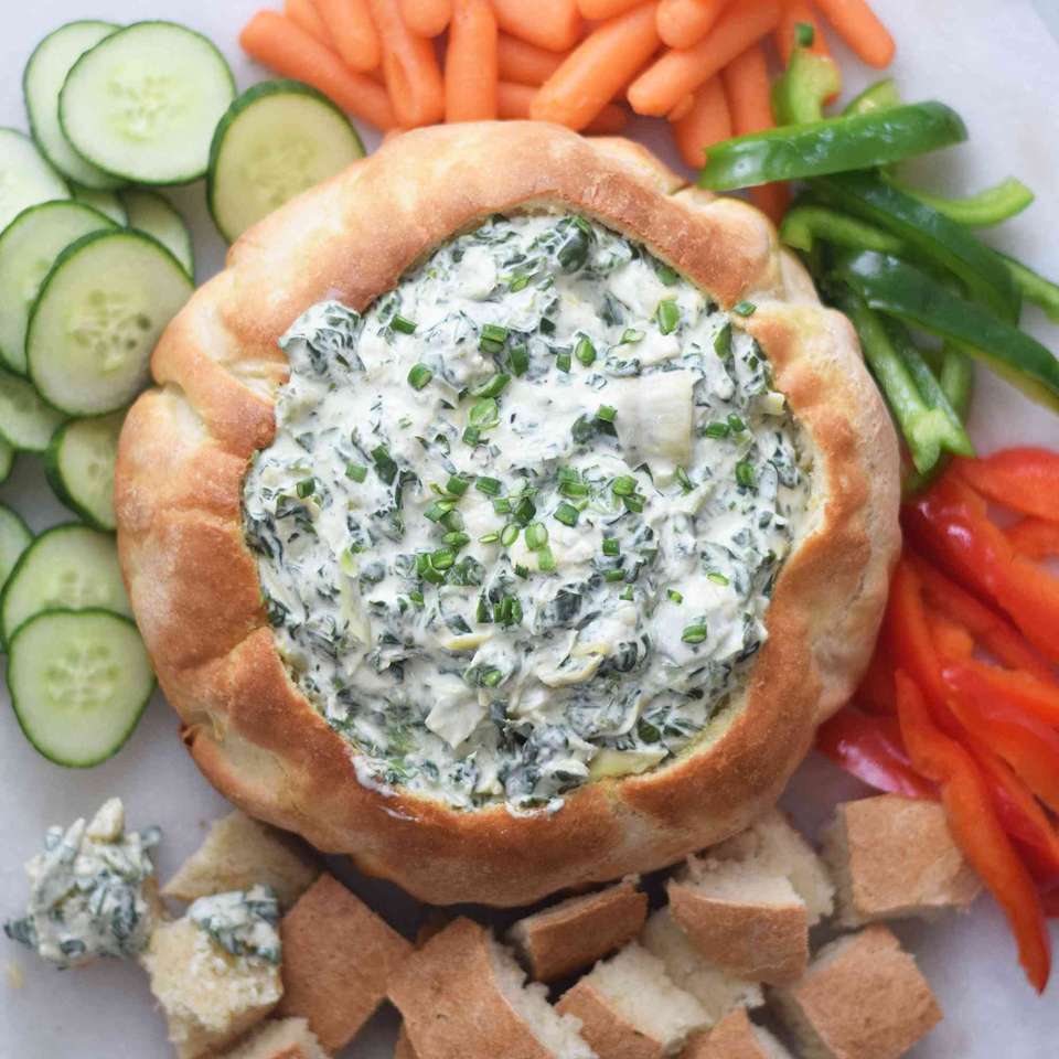 Spinach Dip in Bread Bowl jigsaw puzzle online