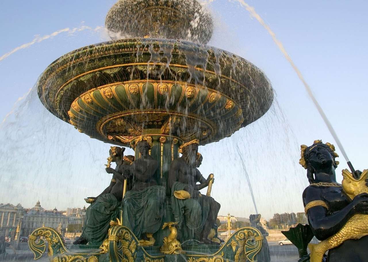 Gilded fountain jigsaw puzzle online