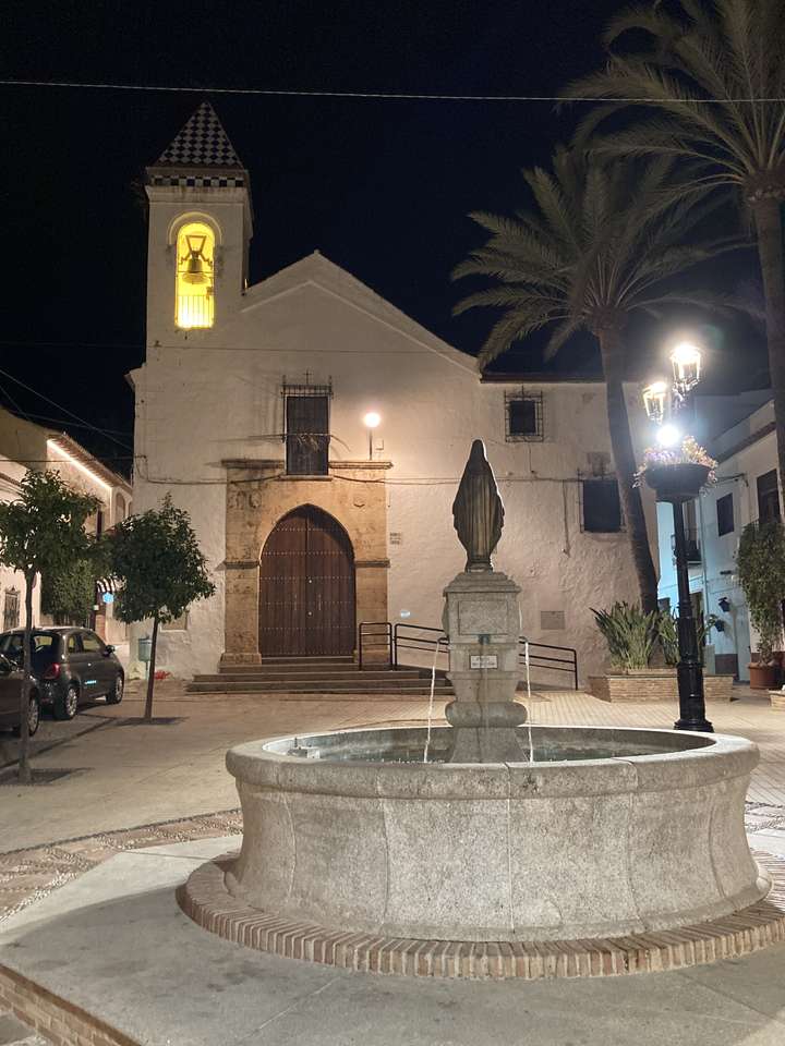 Plaza Santo Cristo Marbella legpuzzel online