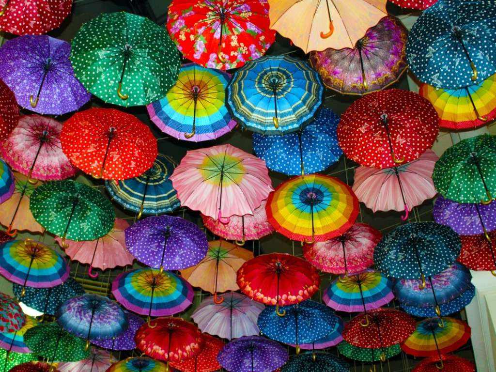 Farbige Regenschirme Online-Puzzle