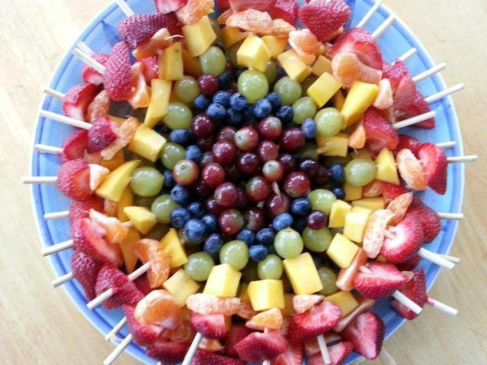 Σουβλάκια φρούτων online παζλ