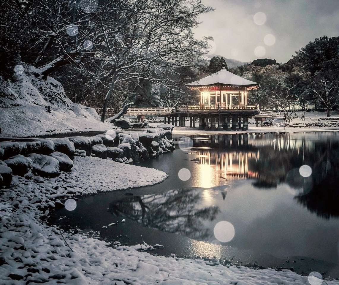 Японія під снігом онлайн пазл