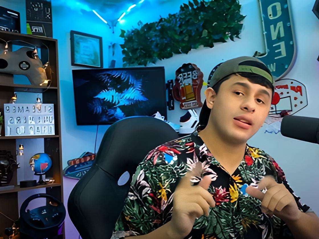 streamer universitario rompecabezas en línea