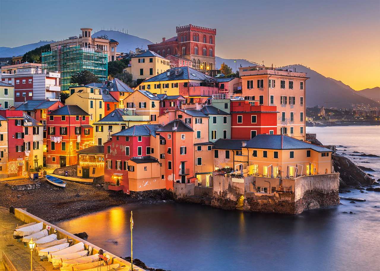 Италия – очарователното колоритно градче Генуа край морето онлайн пъзел