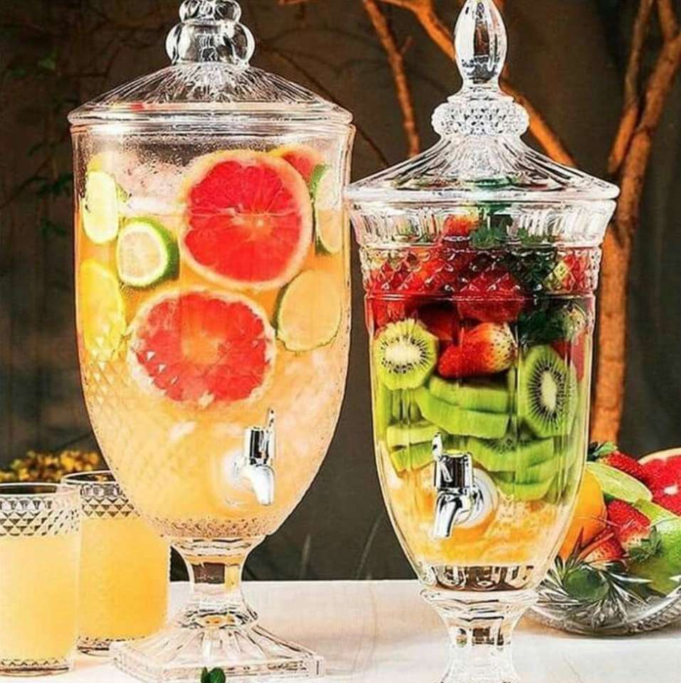 Освежающие фруктовые напитки пазл онлайн
