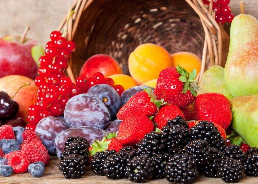 Εποχιακά υγιεινά φρούτα παζλ online