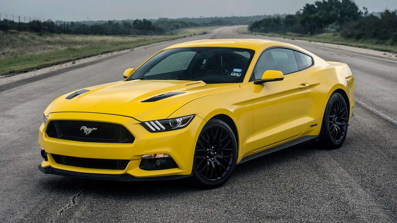 Ford Mustang amarelo quebra-cabeças online