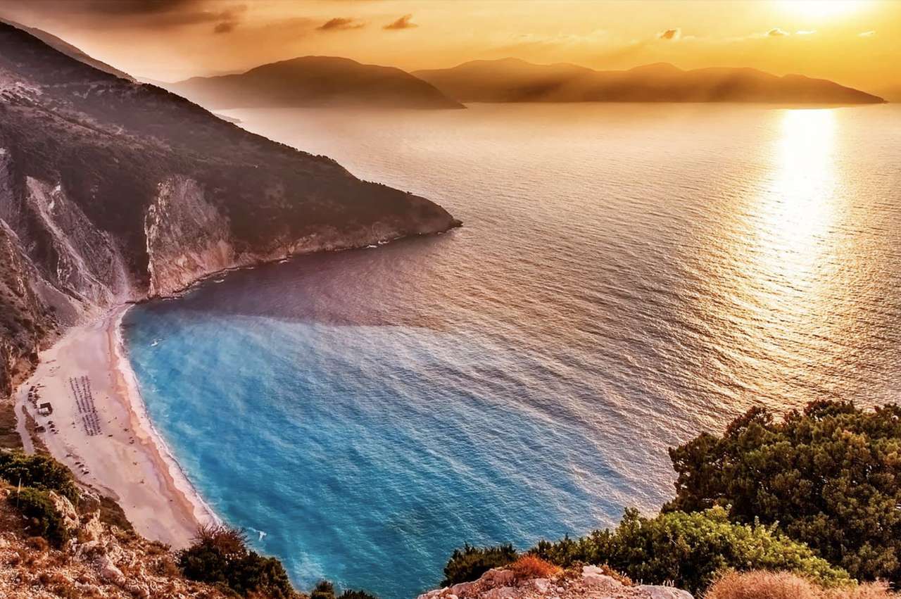 Гърция-Кефалония-Плаж Миртос-море пълно с цветове онлайн пъзел
