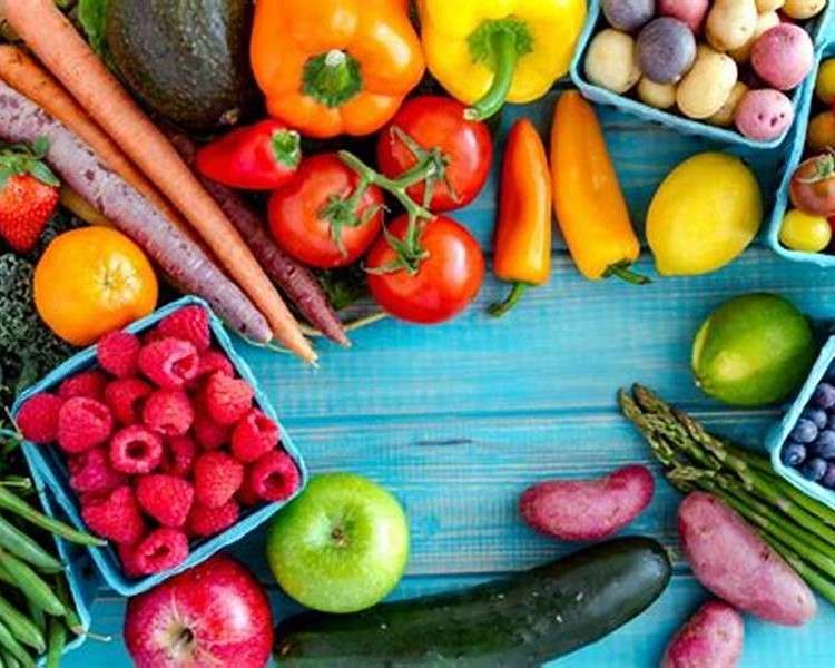 Vitaminas en frutas y verduras. rompecabezas en línea