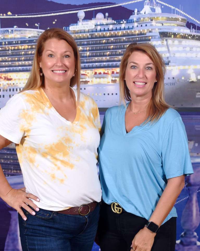 Sisters Cruising on Princess jigsaw puzzle online