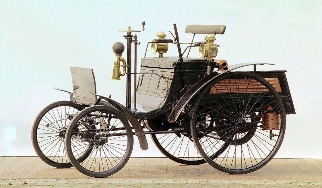Το πρώτο αυτοκίνητο που δημιουργήθηκε online παζλ