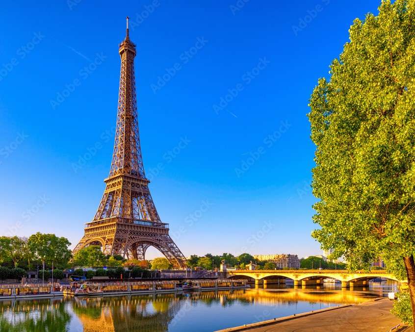 Torre Eiffel - objeto arquitectónico de París rompecabezas en línea