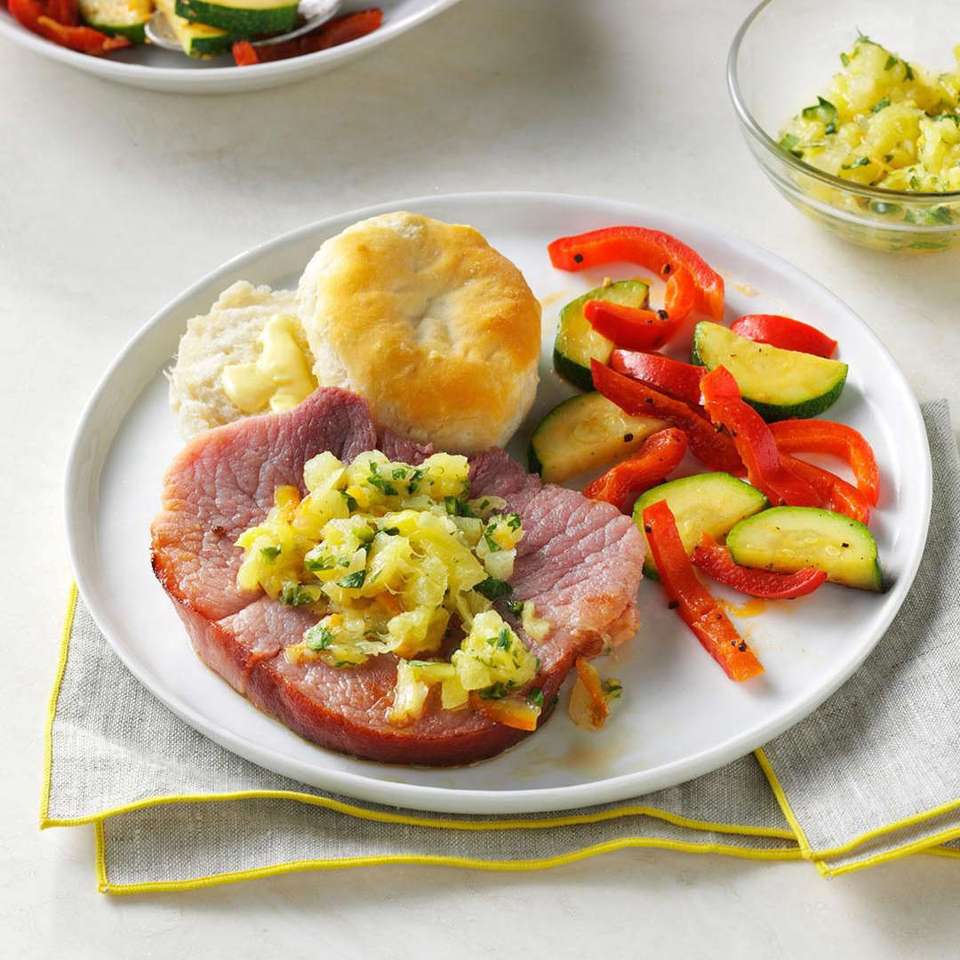 Ham with Pineapple Salsa online puzzle