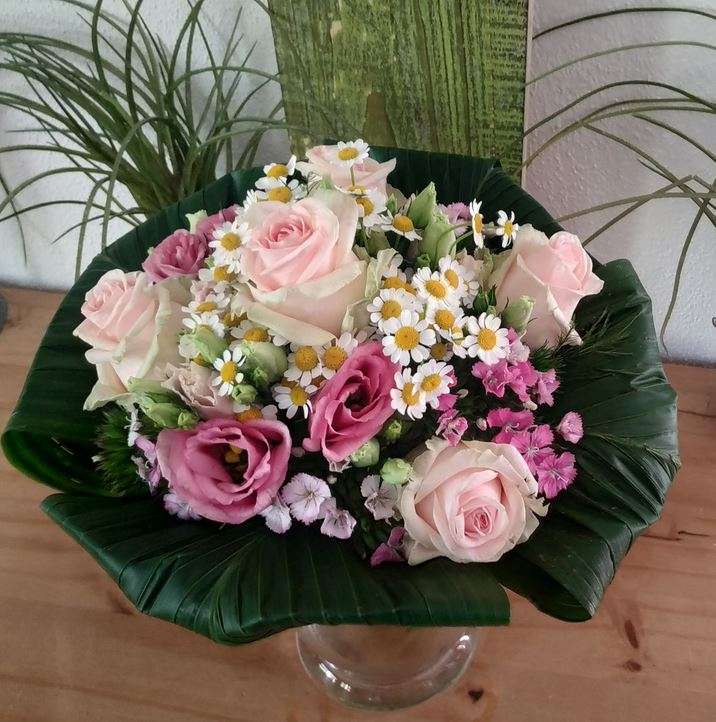 Голям букет от цветя онлайн пъзел
