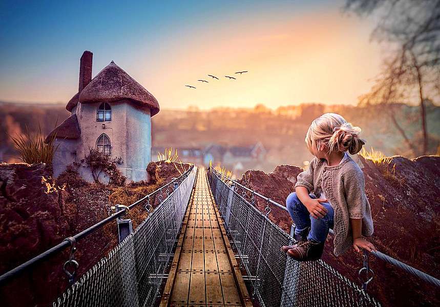 Dívka na mostě před pohádkovým domem online puzzle