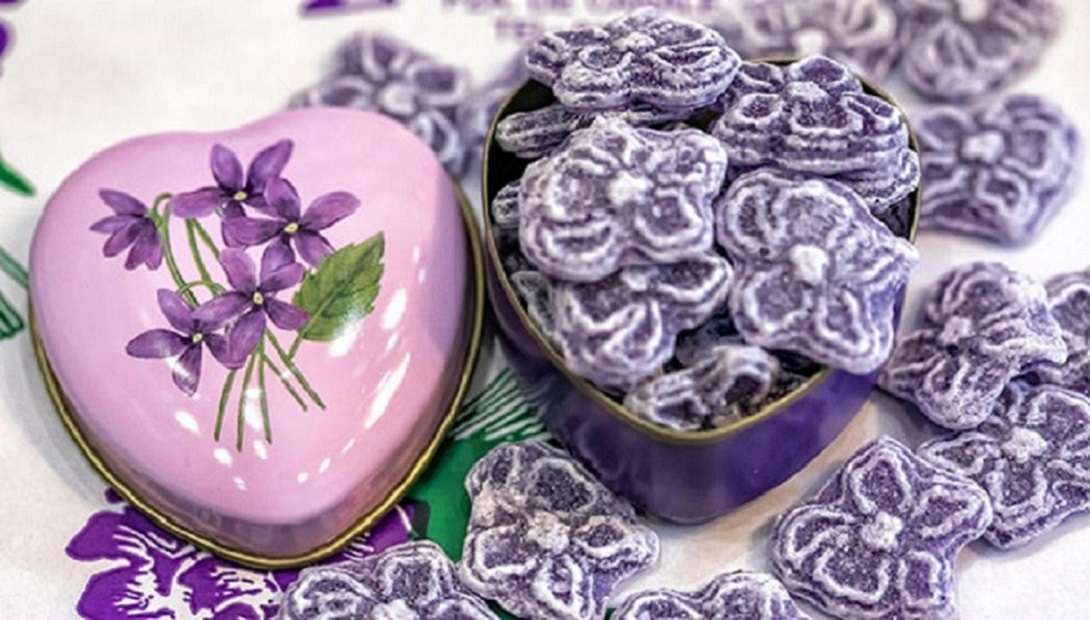 фиолетовые конфеты пазл онлайн