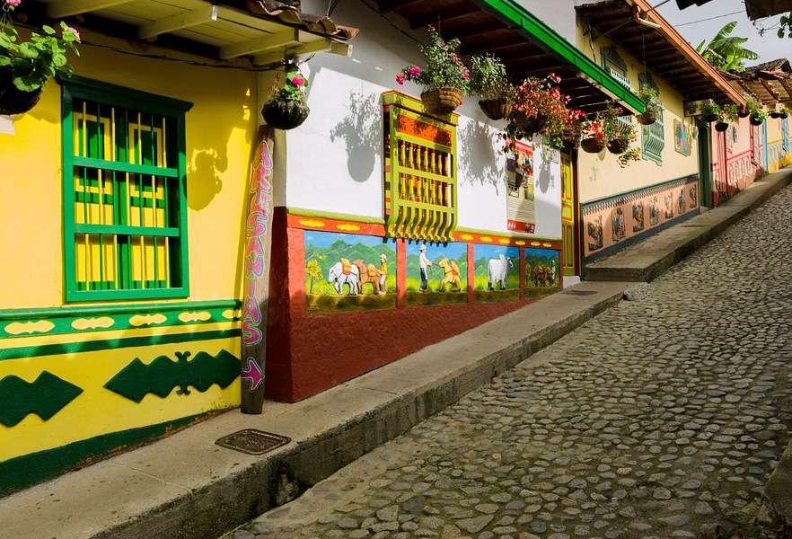 Häuser in Guatape (Kolumbien) Online-Puzzle