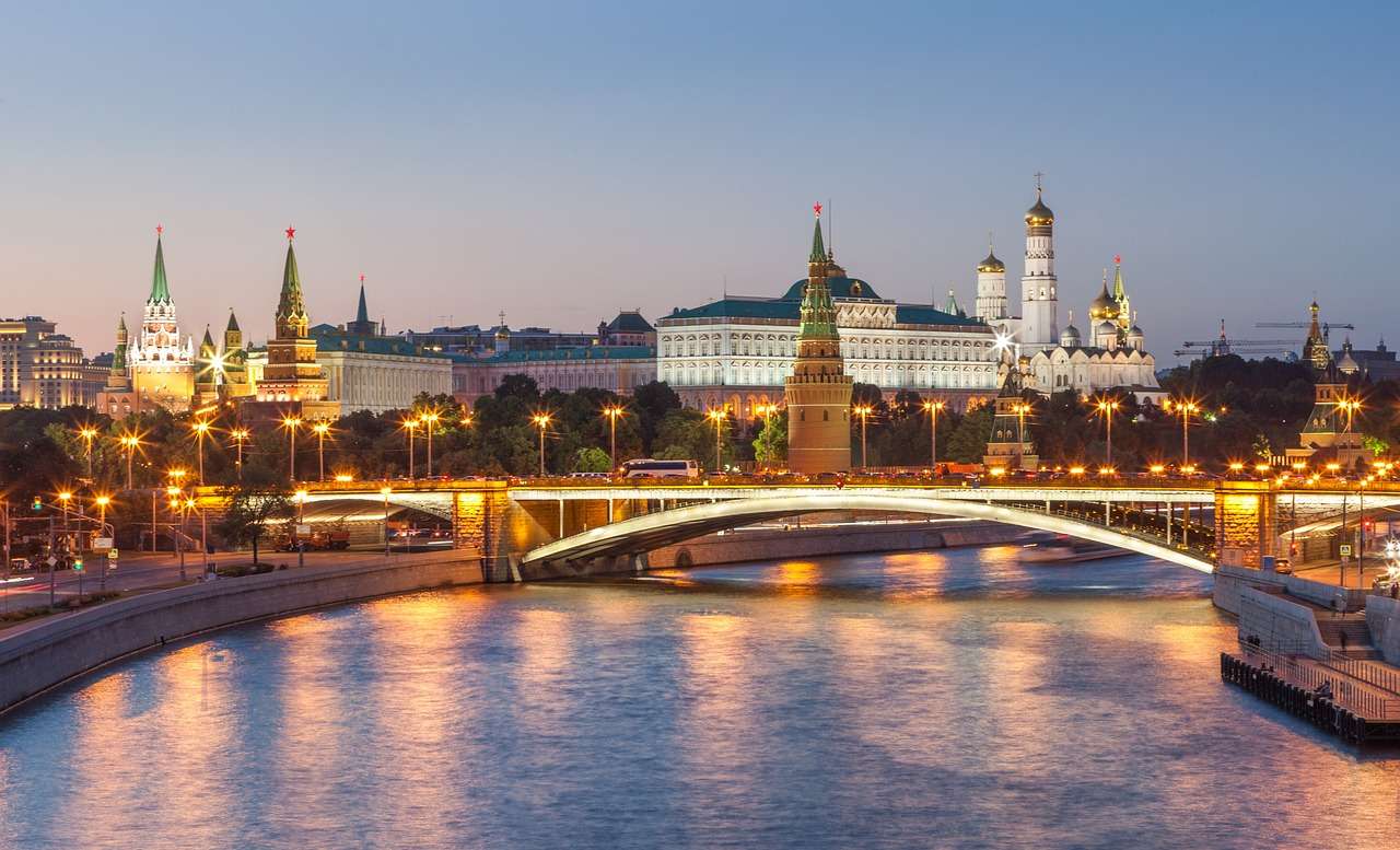 Москва река онлайн пъзел