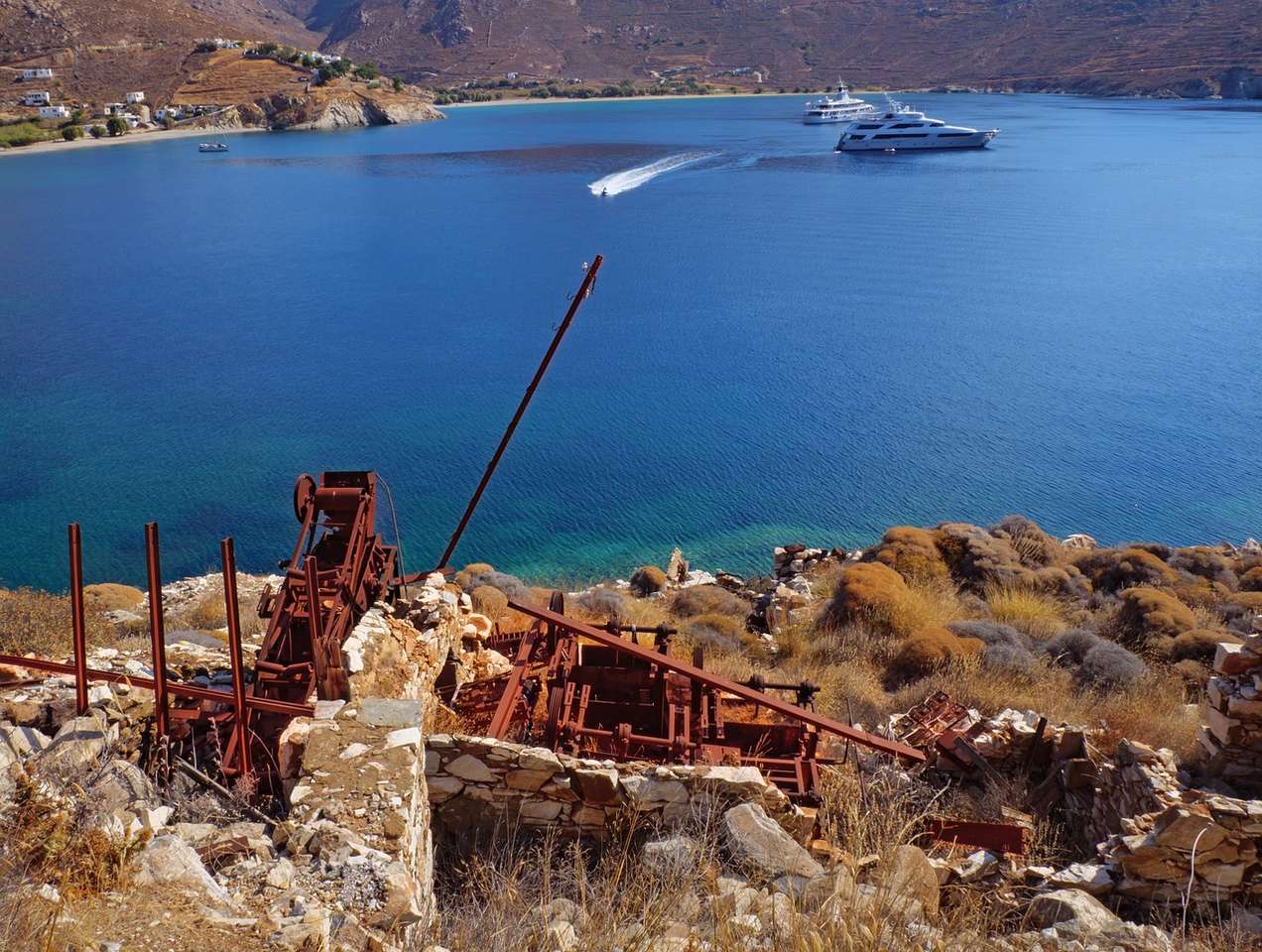 Mining Serifos jigsaw puzzle online